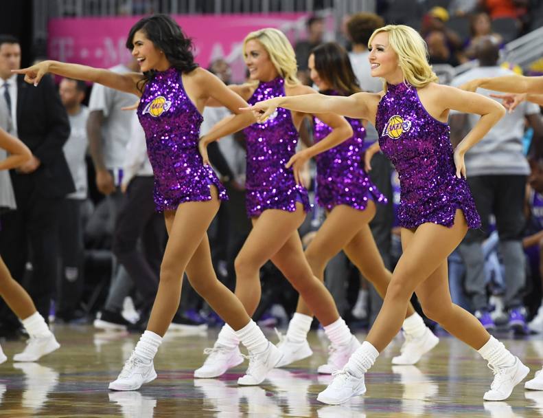Cheerleaders durante la partita a Las Vegas, Sacramento Kings - Los Angeles Lakers. (Afp)